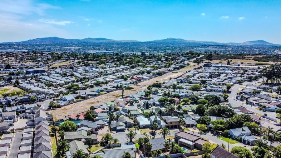 3 Bedroom Property for Sale in Normandie Western Cape